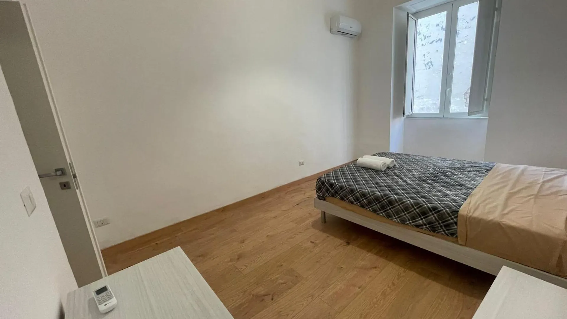 Alexander Apartment Naples 0*,